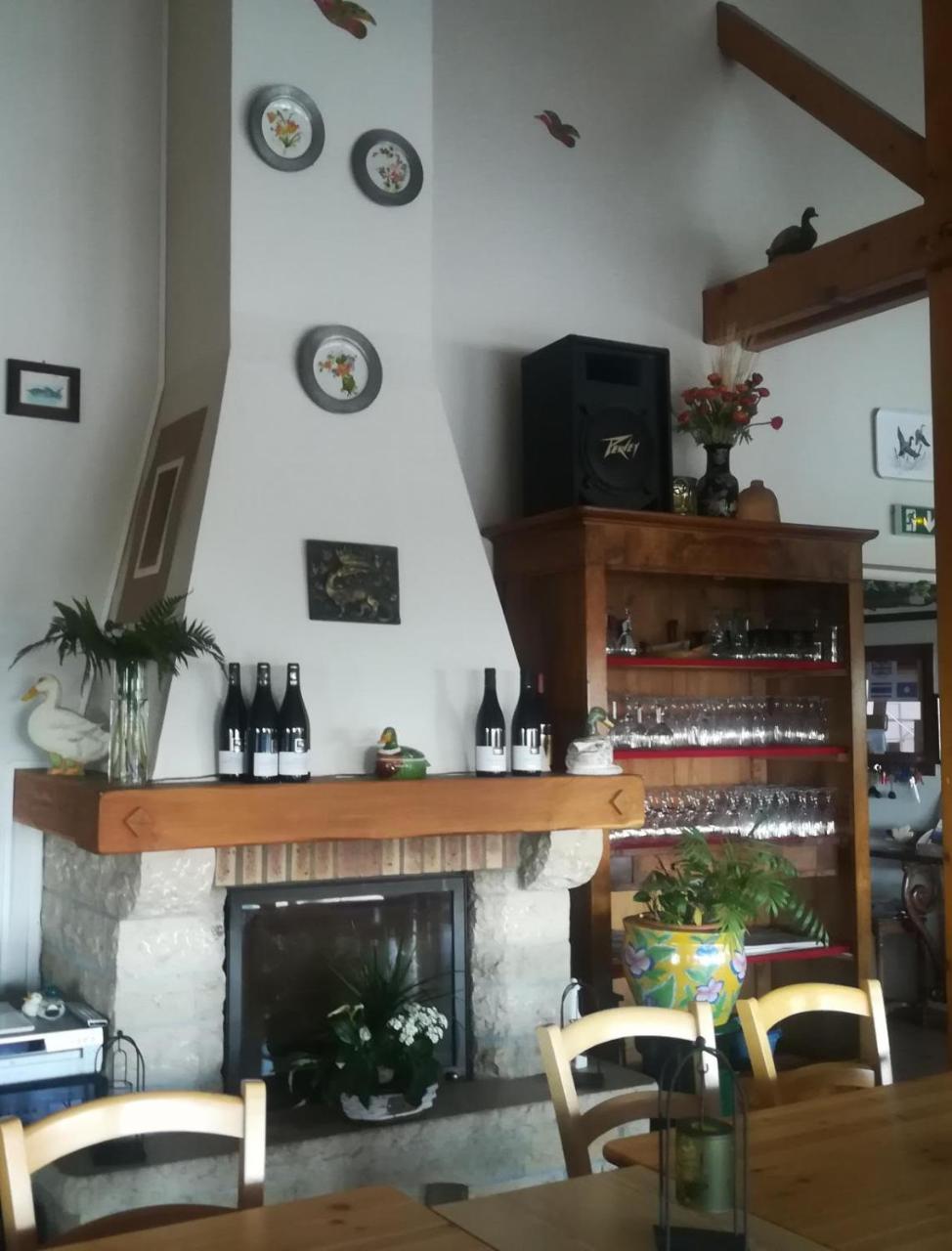 Hôtel Relais Crozati à Crozet Extérieur photo